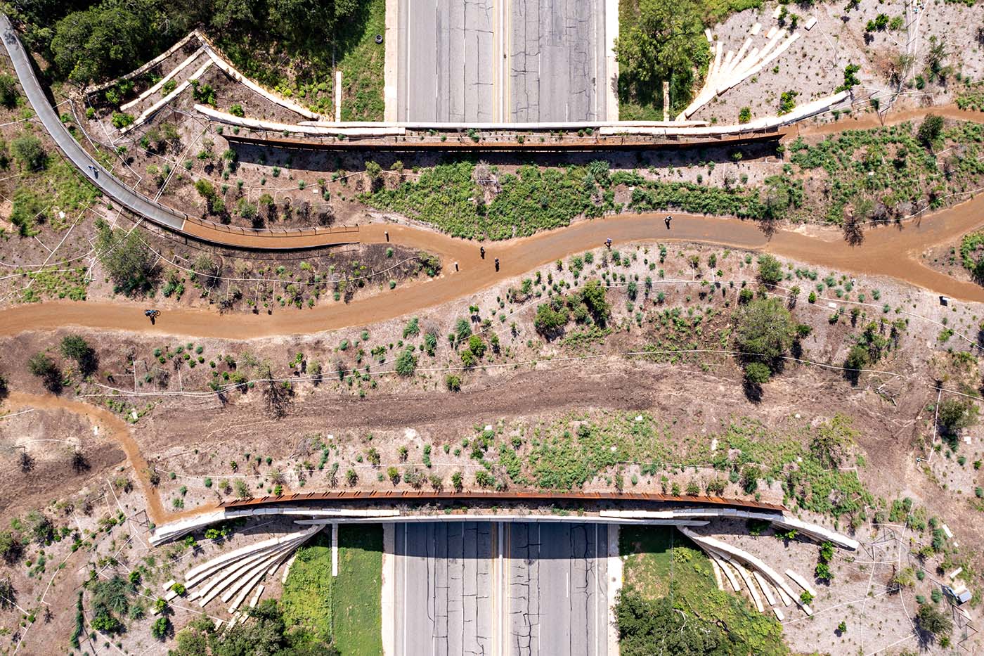 Robert L.B. Tobin Land Bridge At Phil Hardberger Park | JNX ...